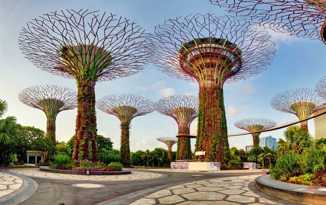 Οι φουτουριστικοί κήποι «gardens by the bay» στη Σιγκαπούρη!