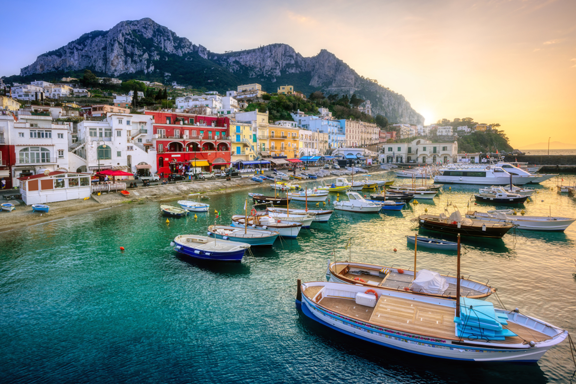 Νότια Ιταλία, ντόλτσε βίτα και ταπεραμέντο (Νάπολι - Κάπρι - Κοστιέρα Αμαλφιτάνα)